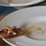 Spargelcremesuppe Spargelcremesuppe, Spargelsalat-Crostini, Spargelsaison, Raffinesse, Gäste, Rezept, Vorspeise, Festessen, einfache Zubereitung, köstlich