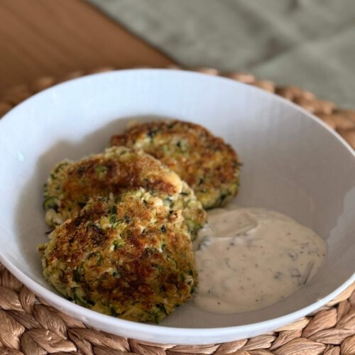 🥒 Zucchiniküchlein mit Feta und Haferflocken